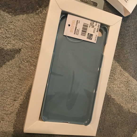 Michael Kors IPhone 7 Plus/8 Plus Paris IPhone Case - Picture 5 of 8